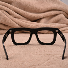 Carica l'immagine nel visualizzatore di Gallery, Vazrobe Retro Montature per occhiali Uomo Donna Vintage Falso Nerd Occhiali Tartaruga nera Occhiali Uomo Donna Occhiali in acetato ottica