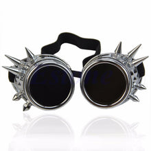 Carica l'immagine nel visualizzatore di Gallery, Victorian Gothic Punk Sunglasses Goggles Cosplay Rivet Steampunk Goggles Glasses Welding Punk
