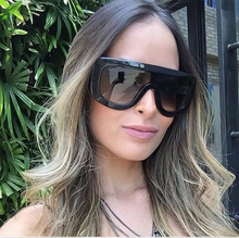 Load image into Gallery viewer, Vintage Big Frame  Sunglasses Women Brand Designer Glasses Women  Shades Black Gradient Female Eyeglasses 2023