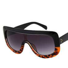 Load image into Gallery viewer, Vintage Big Frame  Sunglasses Women Brand Designer Glasses Women  Shades Black Gradient Female Eyeglasses 2023