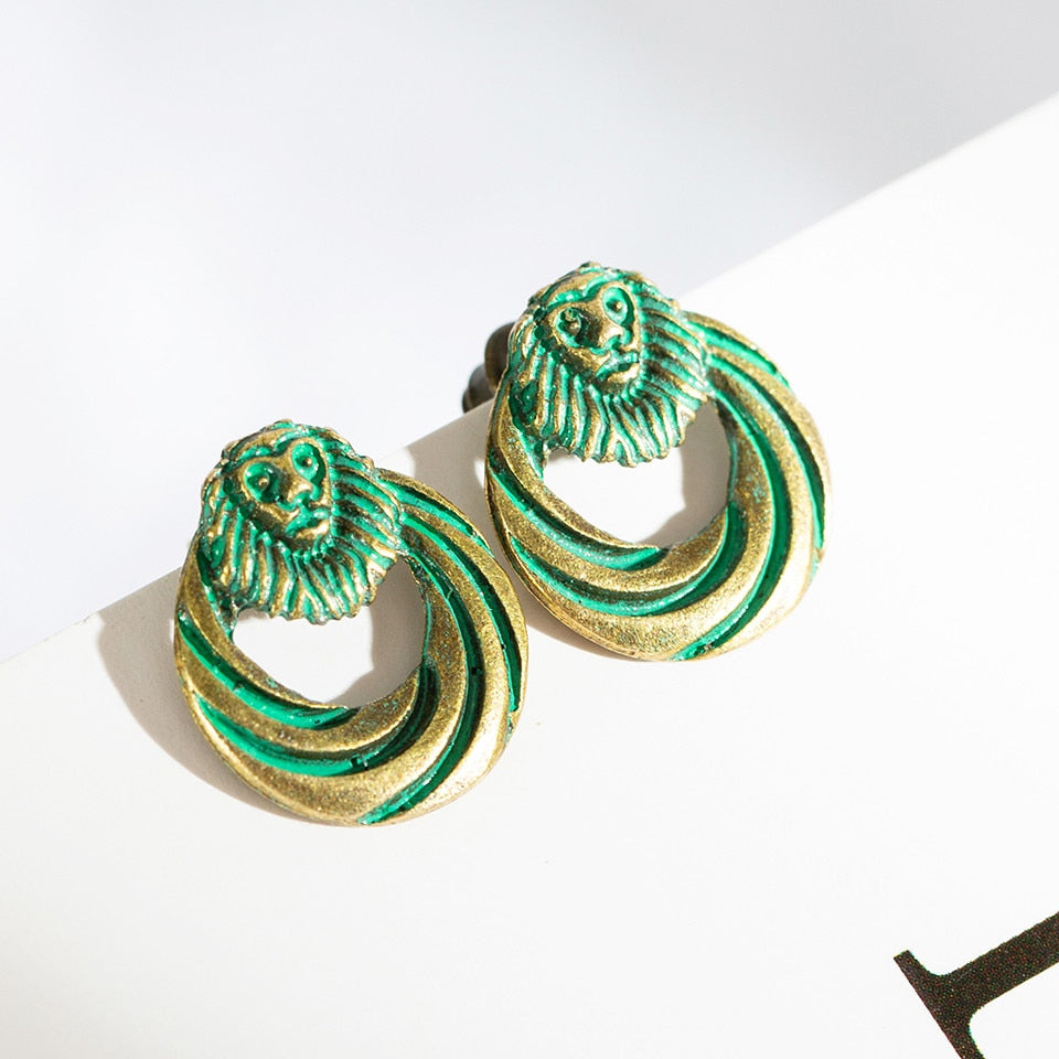 Vintage Circle Hollow Pattern Women's earrings Punk Antique green Lion Stud Earrings for women New Ethnic jewelry E020433