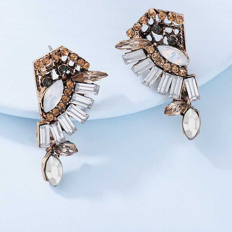 Vintage Crystal Geometric Earrings Yellow Rhinestone Stud Earrings Woman Fashion Jewelry Luxury Earrings 2018 Studs