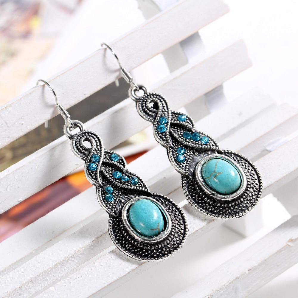 Vintage Design Long Dangle Earrings Synthetic Stone Charming Women Pendant Earrings Casual Party Jewelry