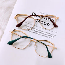 Load image into Gallery viewer, Vintage Women Eyeglasses Retro Optical Cat Eye Glasses Frame Brand Design Plain Eye Glasses Oculos De Grau Femininos