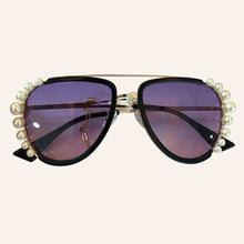 Load image into Gallery viewer, Vintage Gradient Sunglasses Women Men Shades  Brand Pearls Frame Pilot Sun Glasses UV400