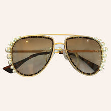 Load image into Gallery viewer, Vintage Gradient Sunglasses Women Men Shades  Brand Pearls Frame Pilot Sun Glasses UV400