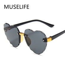 Carica l'immagine nel visualizzatore di Gallery, Vintage Kids Sunglasses Child Sun Glasses Heart Gafas Baby Children UV400 Sport Sunglasses Girls Boys Oculos De Sol