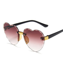 Carica l'immagine nel visualizzatore di Gallery, Vintage Kids Sunglasses Child Sun Glasses Heart Gafas Baby Children UV400 Sport Sunglasses Girls Boys Oculos De Sol