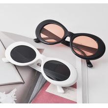 Load image into Gallery viewer, Vintage Oval Sunglasses Ladies Trendy Retro Sunglasses Eyewear Cat Eye Glasses UV Lunette De Soleil Male Female Black White