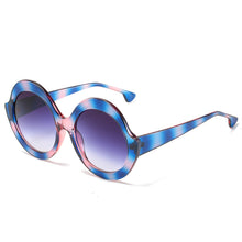 Load image into Gallery viewer, Vintage Oversize Round Fishing Sunglasses Women  Big Frame Women Sun Glasses Black Gradient Glasses Women UV400