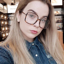 Load image into Gallery viewer, Vintage Oversized Square Glasses Frame Women 2023 Retro Big Eyeglasses Female Clear Lens Optical Spectacles Transparent