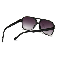 Load image into Gallery viewer, Vintage Pilot Polarized Sunglasses Women Men Oversize Anti-glare Driver Retro Sunglasses Female Shades UV400 zonnebril dames