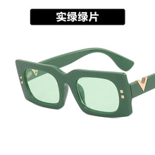 Load image into Gallery viewer, Vintage Rectangle Green Gradient Sunglasses For Women Orange Eyewear UV400 Sun Glasses Men Square Shades Gafas De Sol