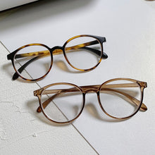 Load image into Gallery viewer, Vintage Round Women Eyeglasses Men Computer Optical Glasses Frame Trendy Eyewear for Prescription Glasses Unisex