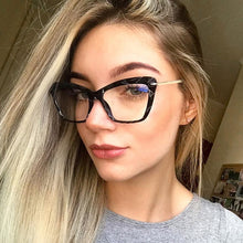 Load image into Gallery viewer, Vintage Square Clear Glasses Women 2022 New Transparent Lens Cat Eye Fake Glasses Spectacle Frame Anti Blue Light Eyeglasses
