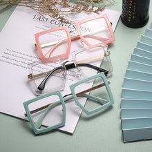 Load image into Gallery viewer, Vintage Square Eyeglasses Women Retro Overized Glasses Clear Lens Ladies Optical Eyeglasses Classic Spectacle Frames