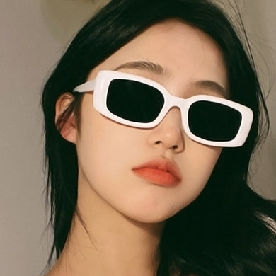 Occhiali da sole quadrati vintage da donna firmati retrò occhiali da sole bianchi neri femminili stile montatura piccola Oculos De Sol