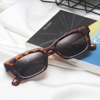 Occhiali da sole quadrati vintage da donna con montatura piccola occhiali da sole femminili specchio retrò Cateye Hip Hop Oculos De Sol 