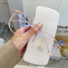 Load image into Gallery viewer, Vintage Student Transparent Computer Glasses Frame Women Men Round Eyewear Blue Light Clear Glasses Optical Spectacle Eyeglasses