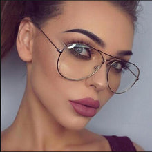 Load image into Gallery viewer, Vintage Transparent Glasses Frame For Women Overiszed Eyeglasses Men Optical Glasses Frame Lunette Computer De Grau