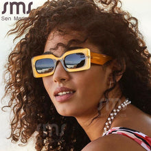 Carica l'immagine nel visualizzatore di Gallery, Vintage Women Square Sun Glasses Eyewear Sunglasses For Men Punk UV400 Retro Tint Shades Trending Female Eyeglasses