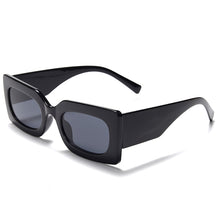 Carica l'immagine nel visualizzatore di Gallery, Vintage Women Square Sun Glasses Eyewear Sunglasses For Men Punk UV400 Retro Tint Shades Trending Female Eyeglasses