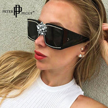 Load image into Gallery viewer, Vintage diamond sunglasses ladies  brand rhinestone sunglasses 2023 woman one piece square glasses