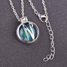Load image into Gallery viewer, VisionMood 26 Initials Letter 2 In 1 Silver Pendant Choker Mood Necklace Temperature Change Color Feeling Emotional Color Woman