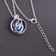 Load image into Gallery viewer, VisionMood 26 Initials Letter 2 In 1 Silver Pendant Choker Mood Necklace Temperature Change Color Feeling Emotional Color Woman