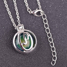 Load image into Gallery viewer, VisionMood 26 Initials Letter 2 In 1 Silver Pendant Choker Mood Necklace Temperature Change Color Feeling Emotional Color Woman