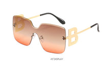 Carica l&#39;immagine nel visualizzatore di Gallery, WERGASUN 2023 Oversized Gradient Sunglasses Women  Brand Rimless Square Metal Female Men Sun Glasses