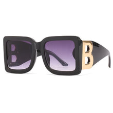 Carica l&#39;immagine nel visualizzatore di Gallery, WERGASUN Brand Designer Sunglasses Women  Retro Sunglasses Women Square Glasses Women/Men  Oculos De Sol