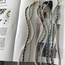 Carica l&#39;immagine nel visualizzatore di Gallery, WHO CUTIE 2023 White Pearl Sunglasses Chain Women Lanyard with Strap Eye Glasses Accessories for lady (only chain no glasses)