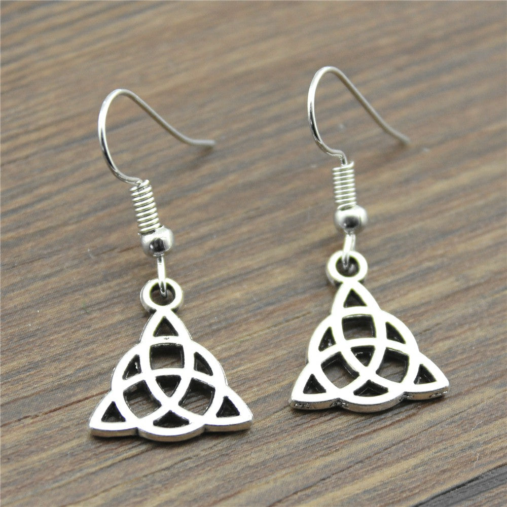 16x14mm Simple Cute Small Triquetra Symb Charm Dangle Earring, Charming Drop Earring Jewelry Dropshipping