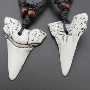 White Faux Bone Carving Shark Tooth/Teeth Charm Pendant Wood Beads Necklace For Women Men Travel Commemorative Jewelry Gift