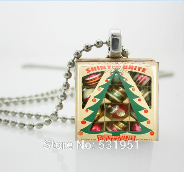 Wholesale Scrabble Jewelry Christmas Jewelry, Shiny Brite Vintage Ornaments, Retro Christmas Scrabble Tile Pendant Necklace