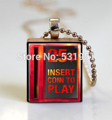 Wholesale Video Game Jewelry Insert Coin to Pl Scrabble Tile Pendant with Ball Chain Necklace,Scrabble Tile Necklace