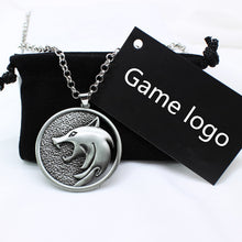 Load image into Gallery viewer, Wizard 3 Wild Hunt Game pendant necklace Geralt animal metal link chain wolf head necklace steam 1 bag 1 card original quality