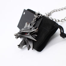 Load image into Gallery viewer, Wizard 3 Wild Hunt Game pendant necklace Geralt animal metal link chain wolf head necklace steam 1 bag 1 card original quality