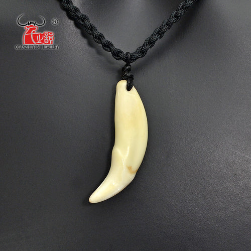 Woman's Necklace Men's Bone Pendant Tibetan Amulet Fangs Real Natural Tooth Vintage Silver Wolf Tooth Charm White Brown Ecru