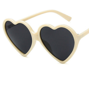 Women Cute Sexy Sun Glasses  Love Heart Sunglasses Brand Designer Retro Vintage  Sun Glasses Red Shades