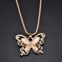 Load image into Gallery viewer, Women Multilayer Choker Horn Long Crescent Moon Pendant Chain Necklace Chain Bohemia Jewelry