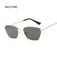 Carica l&#39;immagine nel visualizzatore di Gallery, Women Small Cat Eye Sunglasses Classic Brand Designer Square Metal Frame Sun Glasses for Female Male Shades