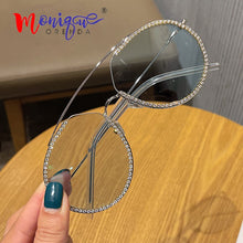 Carica l'immagine nel visualizzatore di Gallery, Women Sunglasses Metal Retro Diamond Ocean Lens  Sunglasses Women 2023  Brand Eyeglasses for Men  bulk