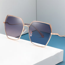 Load image into Gallery viewer, Women Sunglasses Retro UV400 Gradient Lens  Ladies Vintage Classic Sun Glasses Outdoor Eyewear For Female V29517