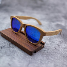 Carica l&#39;immagine nel visualizzatore di Gallery, Occhiali da sole in legno di legno Occhiali da sole con lenti con rivestimento a specchio polarizzato fatti a mano con confezione regalo 