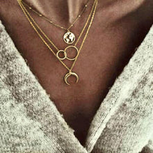 Carica l&#39;immagine nel visualizzatore di Gallery, Collana con mappa del mondo Ciondolo con mappa in oro Girocollo con mappa del mondo Girocollo con stella Crescent Moon Collane per donna Gioielli Boho multistrato 