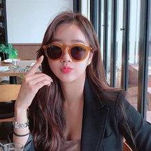 Carica l'immagine nel visualizzatore di Gallery, Xiu circle sunglasses retro round nude orange black yellow frame sun glasses smoke black lens vintage sunglass uv400