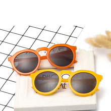 Carica l'immagine nel visualizzatore di Gallery, Xiu circle sunglasses retro round nude orange black yellow frame sun glasses smoke black lens vintage sunglass uv400