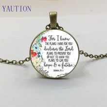 Carica l&#39;immagine nel visualizzatore di Gallery, Geremia 29 11 Poiché conosco i piani che ho per te Collana con ciondolo con versetto della Bibbia Collana con ciondolo cabochon in vetro Collane cristiane 